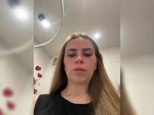 LolaSexxx's chat room