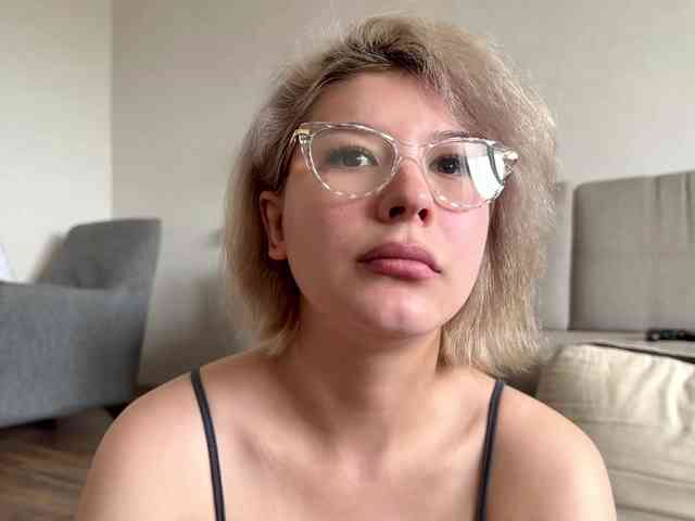 k1tty-cute's chat room