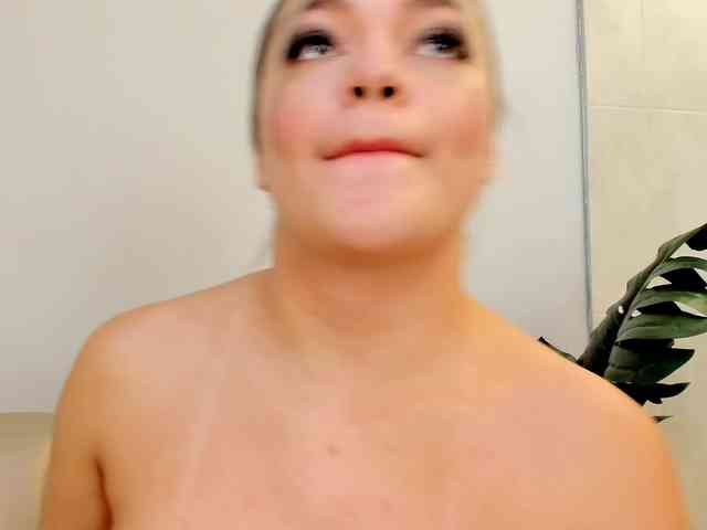 milaowens's chat room