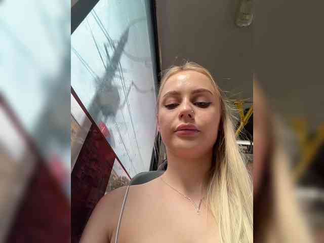 _Katrinka_'s chat room