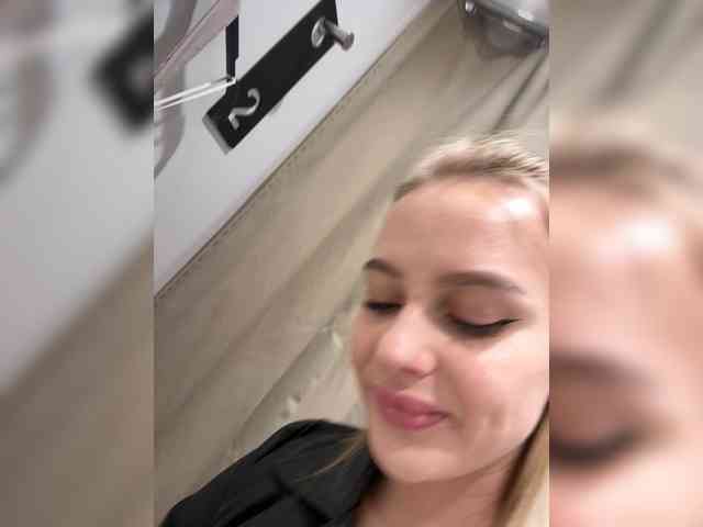 _Katrinka_'s chat room