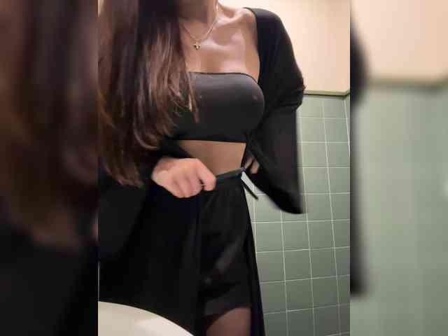 Marianna_'s chat room