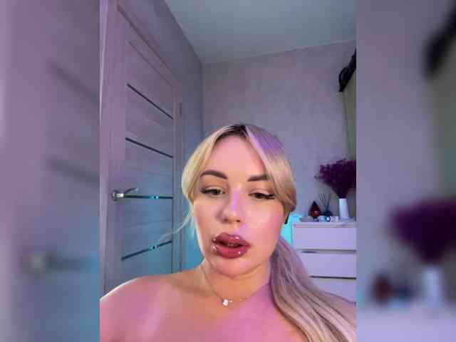 Mila-m's chat room