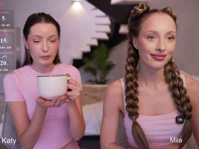 MilaLuxury's chat room