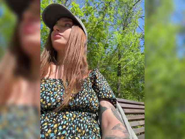 -EmilyBaby-'s chat room