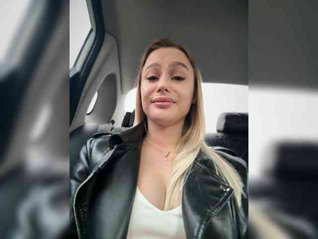 _Katrinka_'s chat room