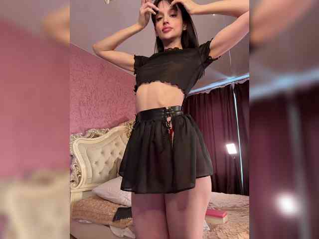 Enchantressss's chat room