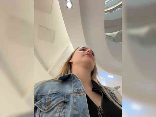 _Katrinka_'s chat room