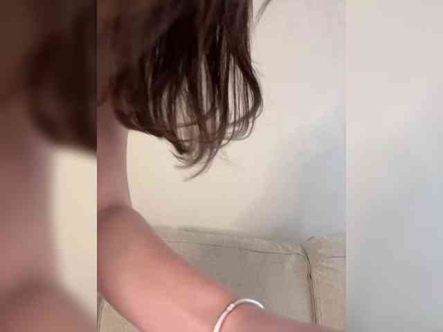 AnyaAngel's chat room