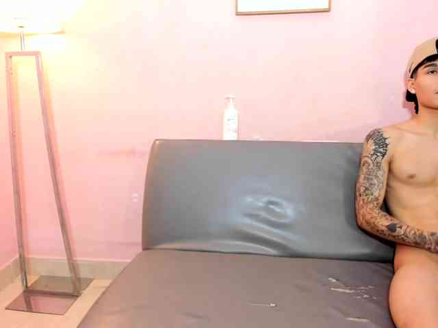 startlindagirlssome's chat room