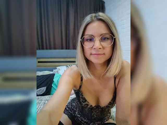 Zhenya-and-Vasilisa's chat room