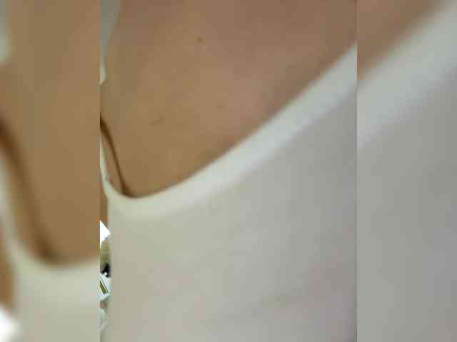 VICTORIA_'s chat room