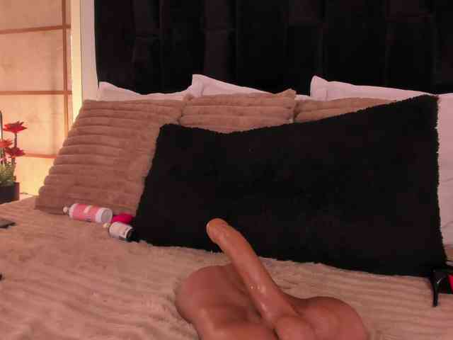 GretaVelvet's chat room