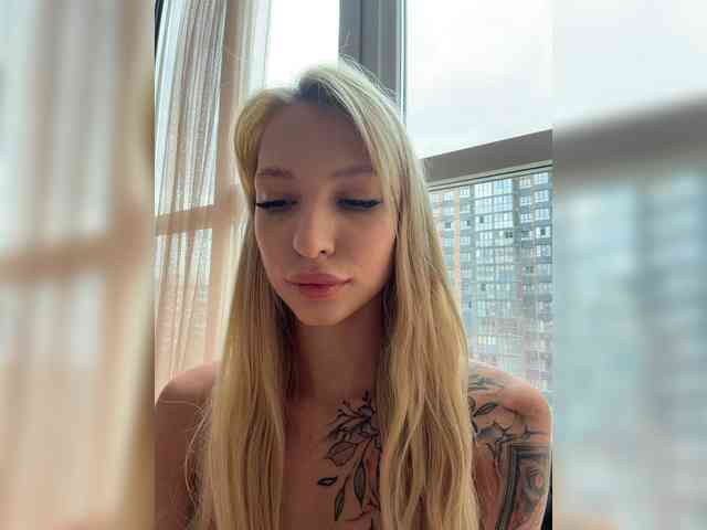 Cristi-Candy's chat room