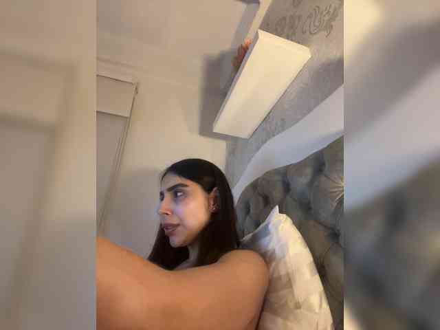 SallyeLeins's chat room