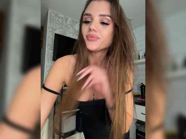 SweetyMia's chat room