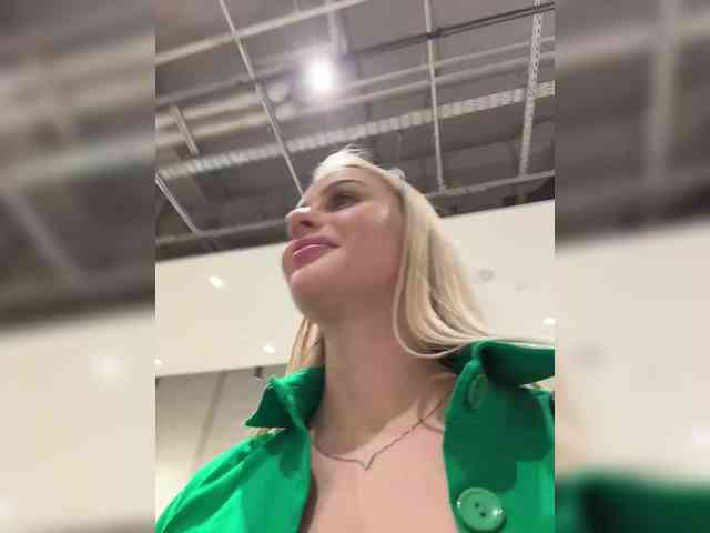 _Katrinka_'s chat room