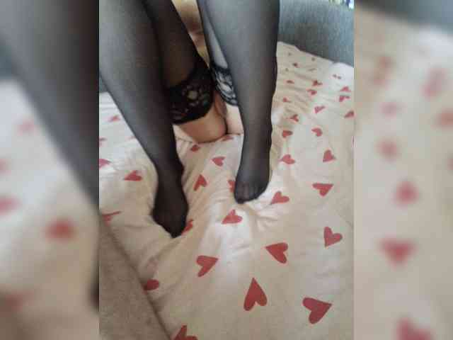 Hot_Couple_Cam's chat room