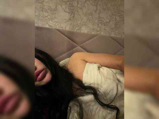Ekaterina2221's chat room
