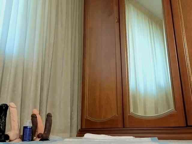 Crazy1one's chat room