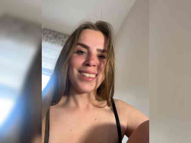 LolaSexxx's chat room
