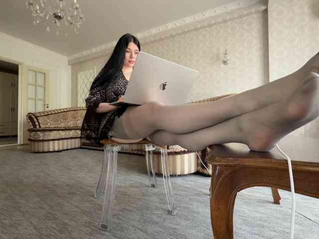 Happy_Doll's chat room