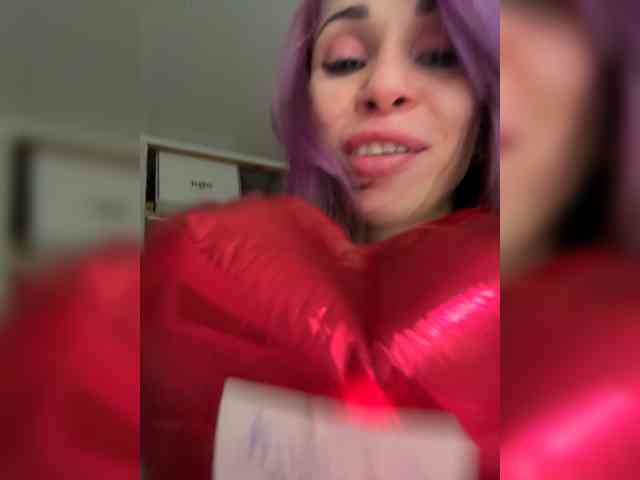 VIP17CoupleDream's chat room