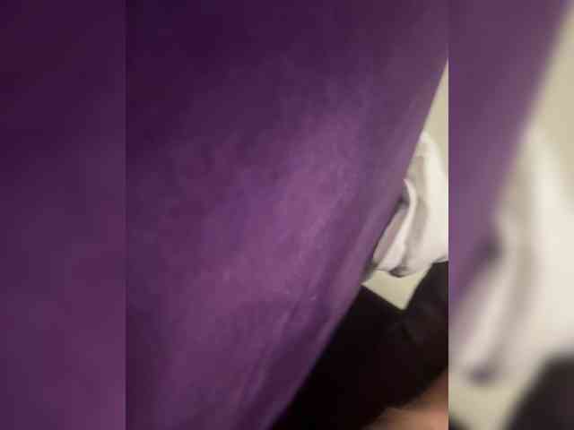 Kristi_Alex007's chat room