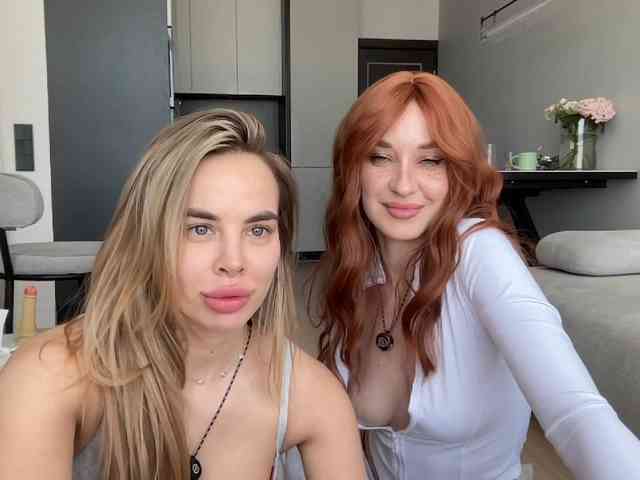 diffgirls1-1's chat room