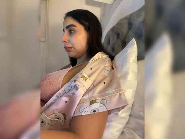 SallyeLeins's chat room