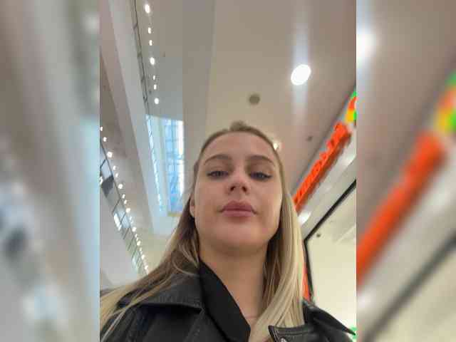 _Katrinka_'s chat room