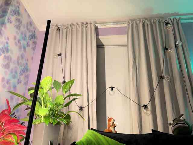 Kira_Li_Lime's chat room