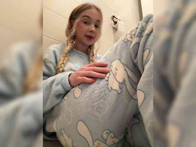 MimiMila's chat room