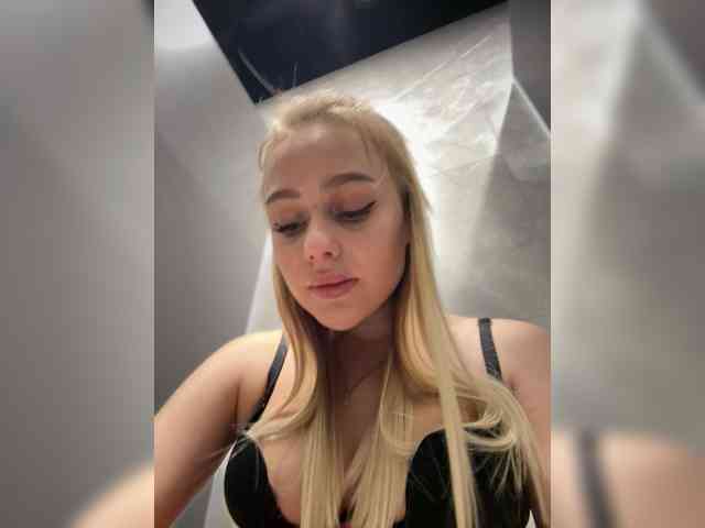 _Katrinka_'s chat room