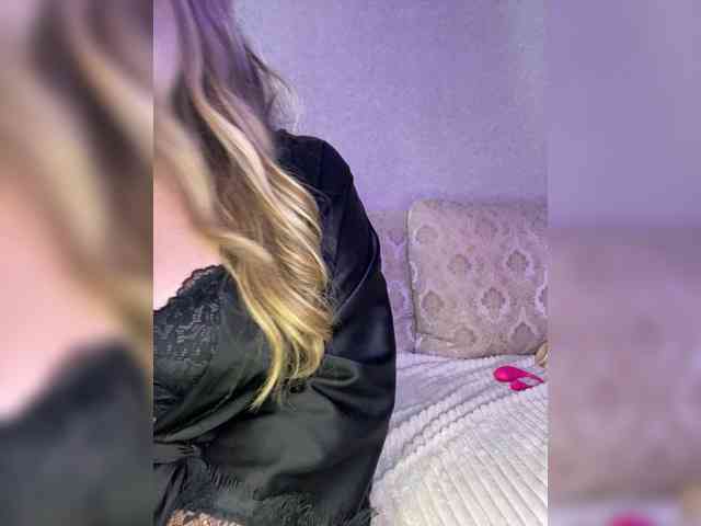 -ALLSAINT-'s chat room