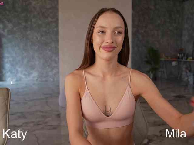 MilaLuxury's chat room