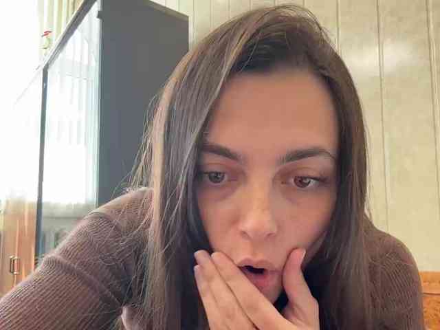 LustySass's chat room