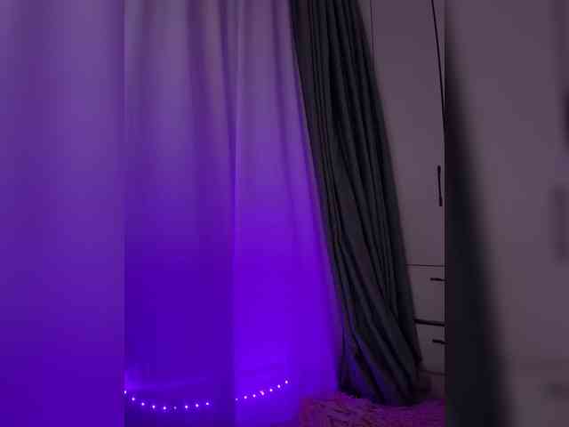 -Darkness-'s chat room