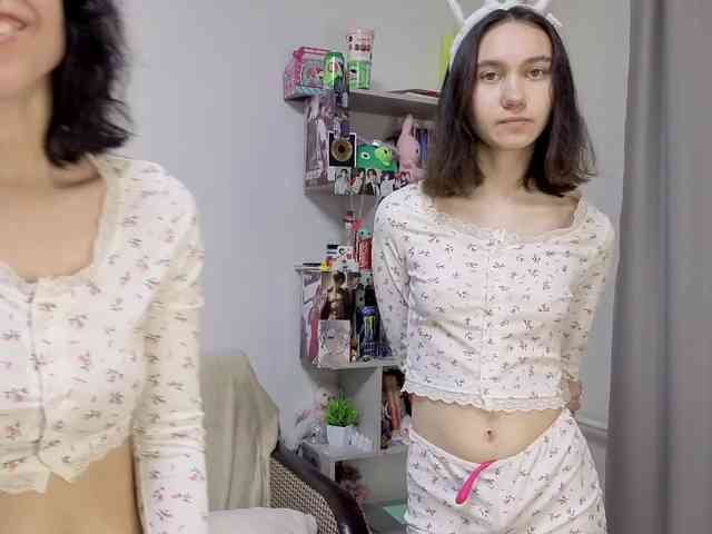 KateMooss's chat room