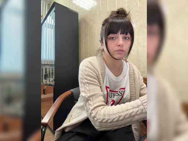 LustySass's chat room