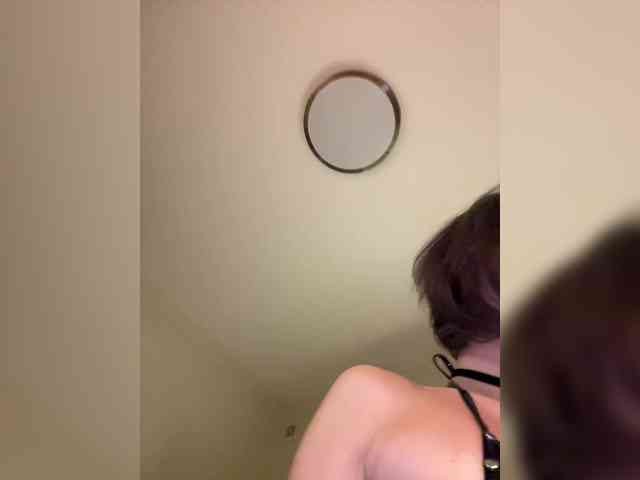 -SATIVA-'s chat room