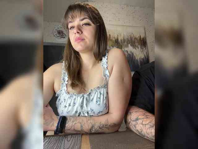 AnnviKING's chat room