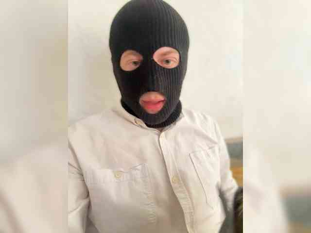 Pusydiamond's chat room