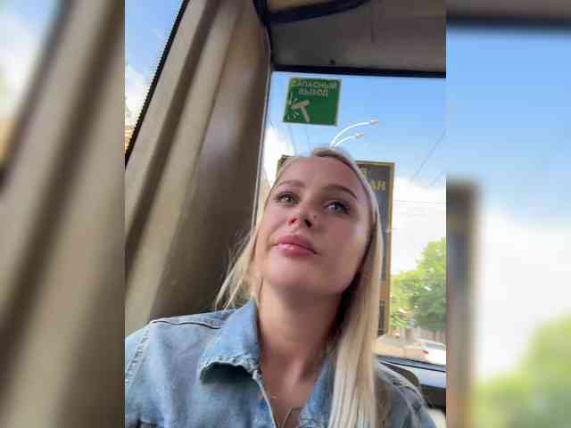 _Katrinka_'s chat room