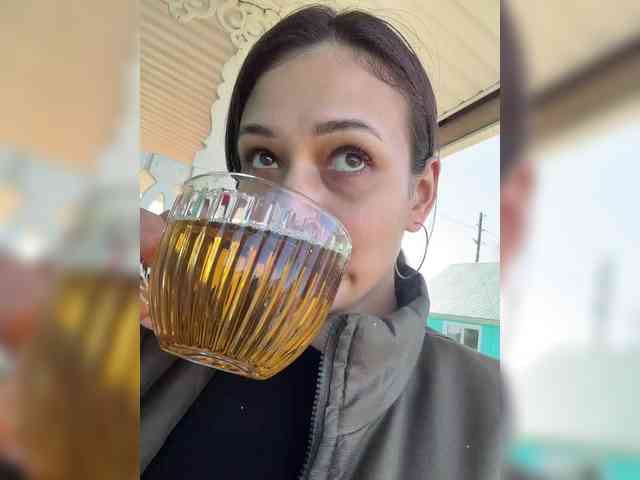 Anutka-chocolatee's chat room