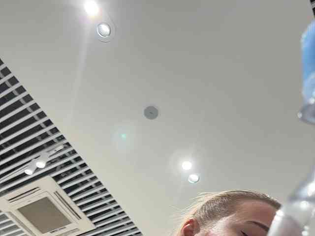 _Katrinka_'s chat room