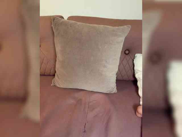 OrgazMia's chat room