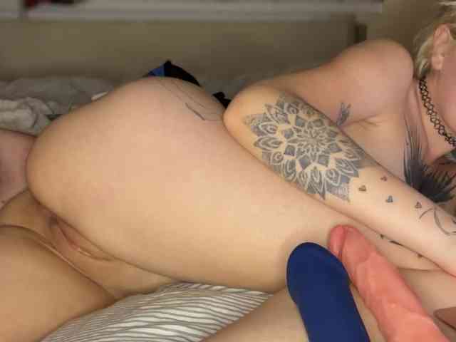 naughtylayla66's chat room