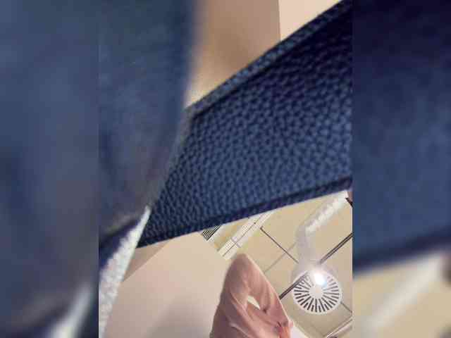 Happy_Doll's chat room