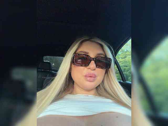Stiflers_mom's chat room